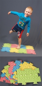 Оптопедический детский коврик для массажа ног